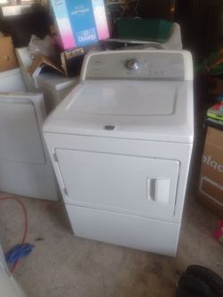 Nice Maytag dryer