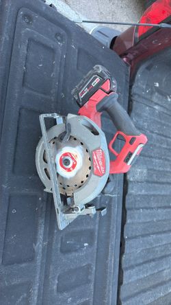 Milwaukee circular saw
