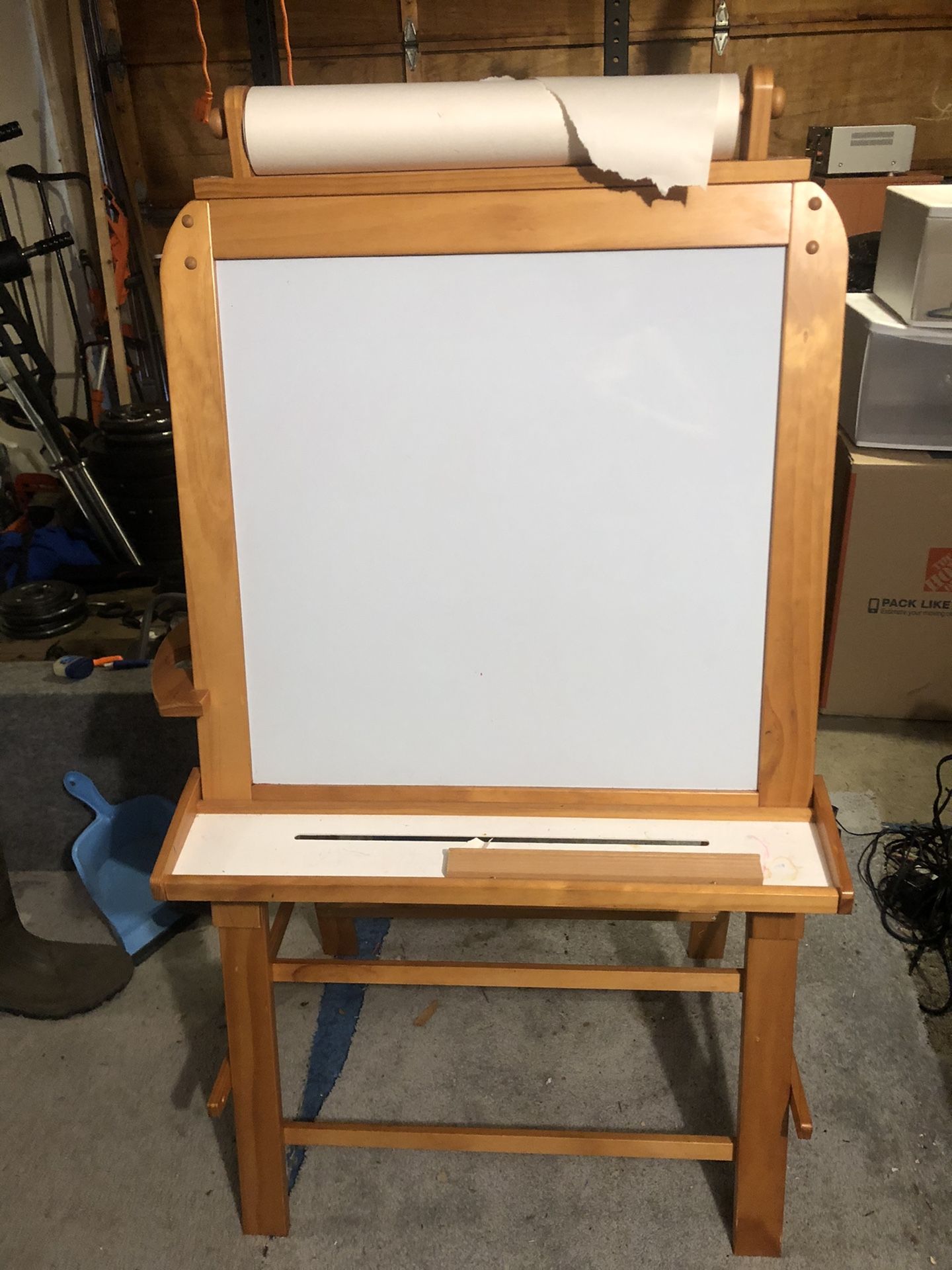 Easel