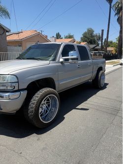 GMC Sierra