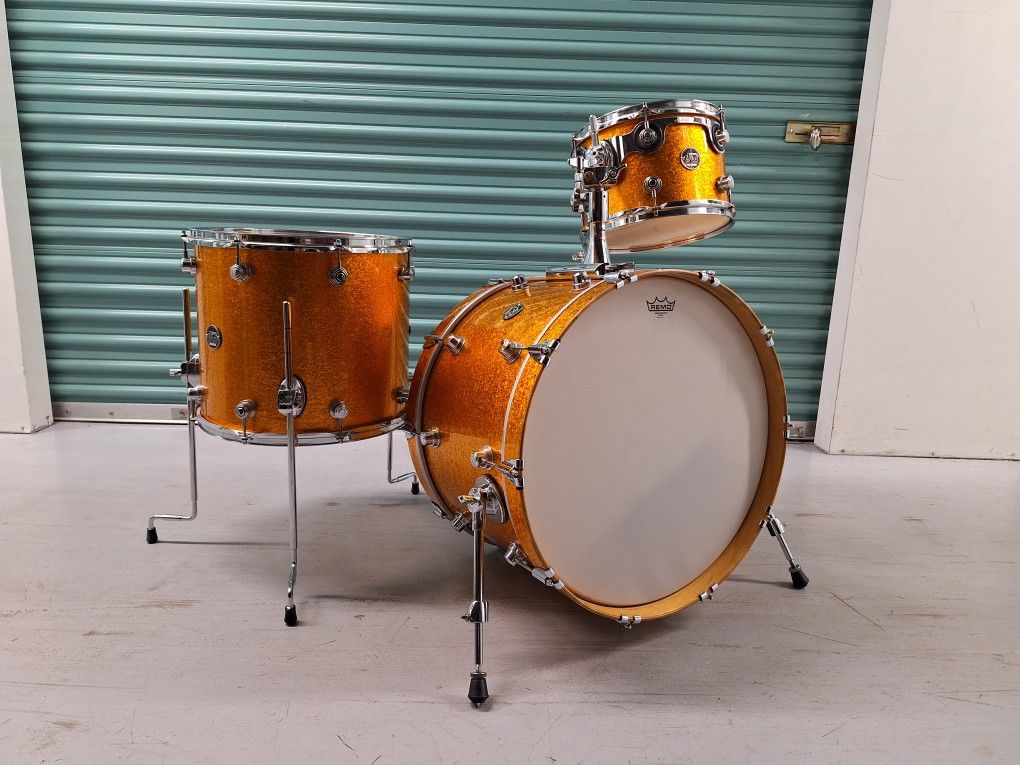 DW performance drums set kit