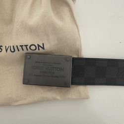 Louis Vuitton Men Belt Size 36