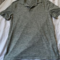 Men’s Size Small Shirt
