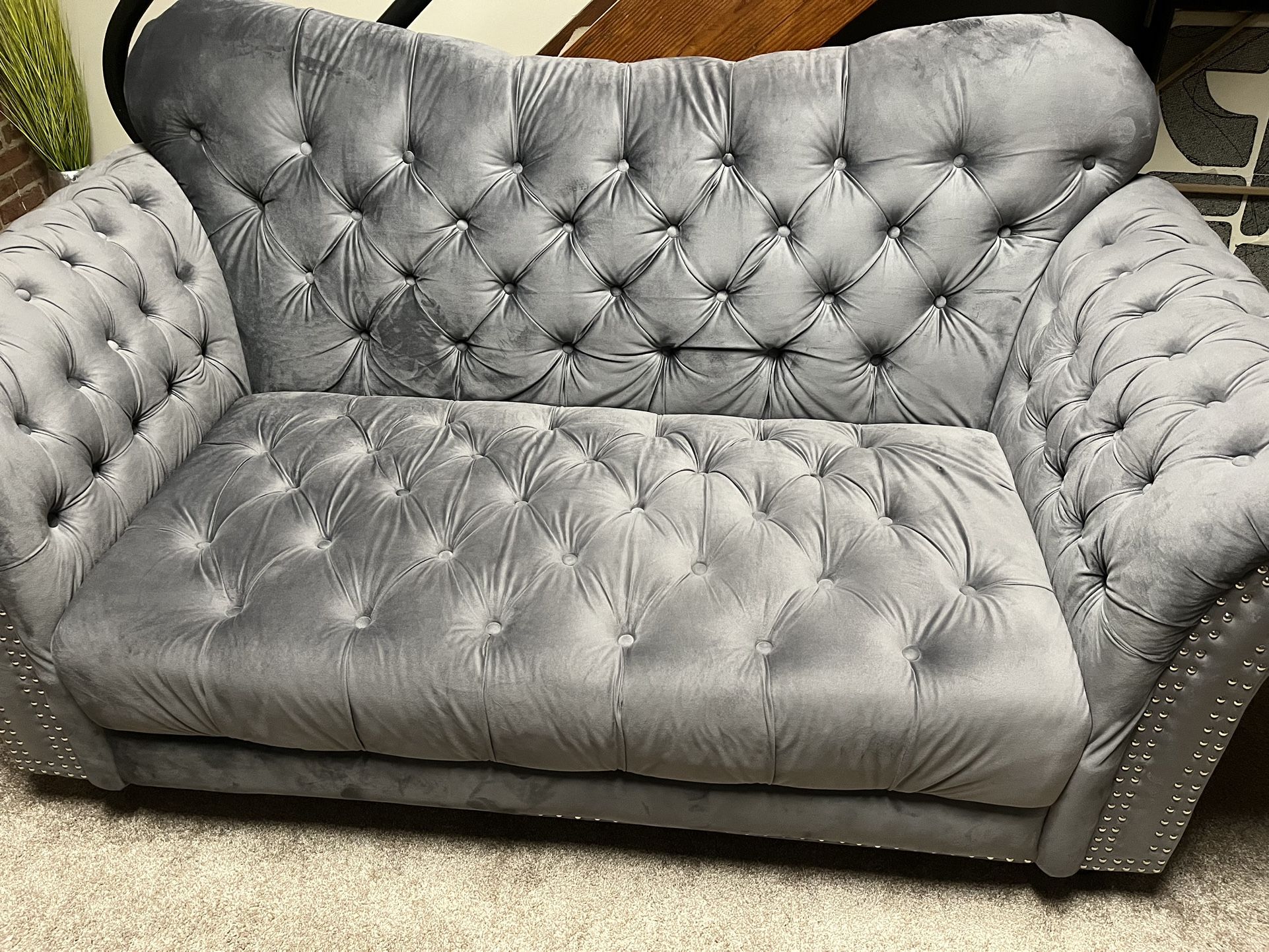 2 & 3 Seat Nice Super Clean Gray Couch’s