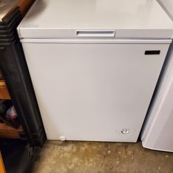 Expand Your Freezer Space with Vissani 5 cu. ft. Deep Chest Freezer