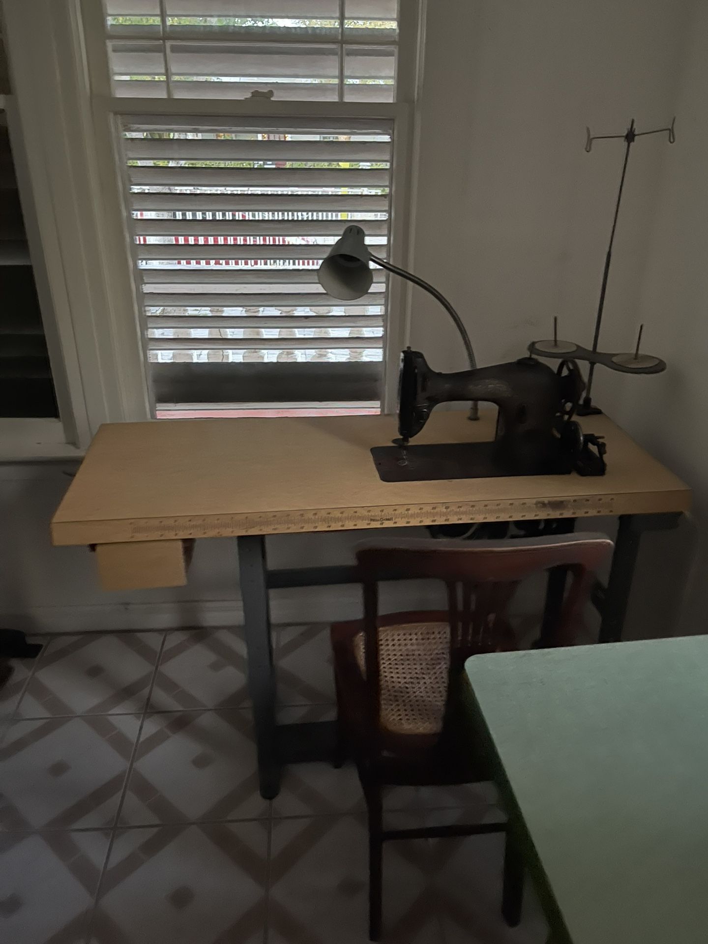industrial sewing machine