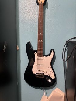 Stratocaster by squire - fender