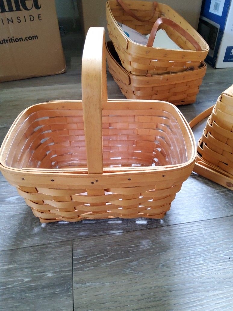 LONGABERGER BASKET 11 X 8 X 6.    12"HANDLE. $10 And Much More