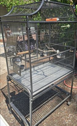 Large parrot cage