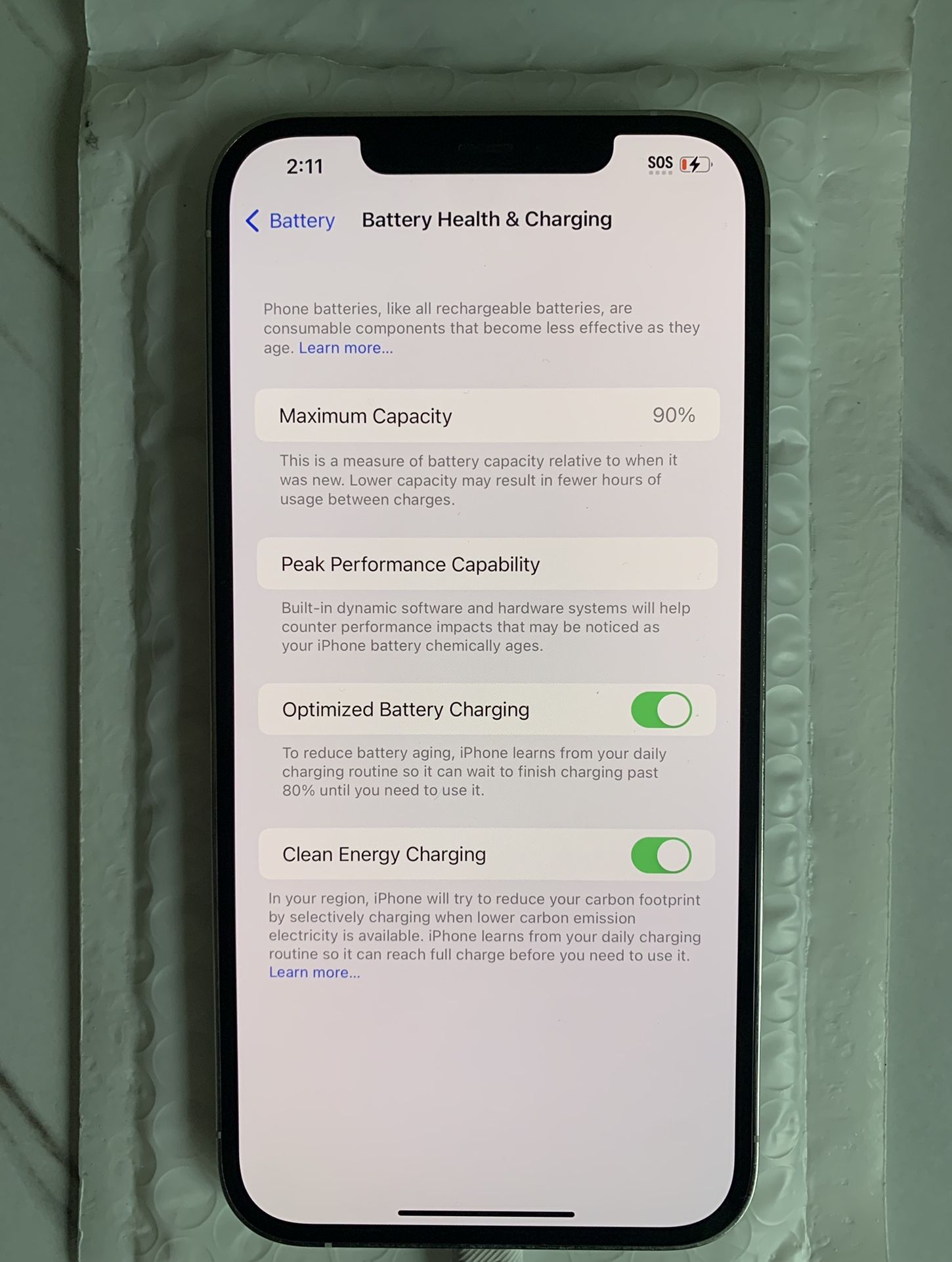 iPhone 12 Pro Max Silver / White 256gb Unlocked Good Condition for Sale in Boynton Beach, FL