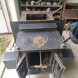Nice Dual Fan Well Built Woodstove