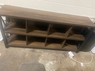 Entertainment cubbie
