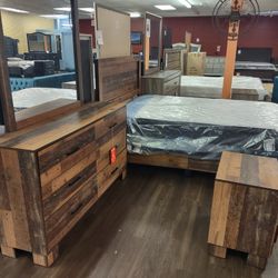 4 Piece Queen Bedroom Set Queen Bed Frame Dresser Mirror And Nightstand