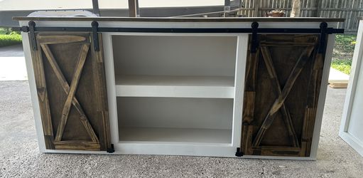 Rustic tv Stand
