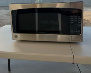 GE Stainless Steel Countertop Microwave