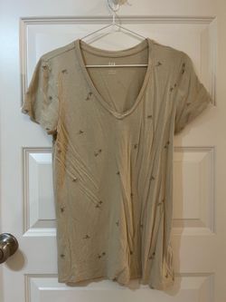 Size S GAP Beige Palm Tree V Neck