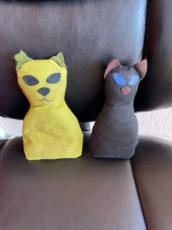 Handmade cat plushies, set of 2