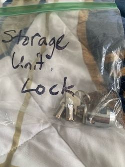 Free storage unit lock and key. For use at StorQuest Self Storage.