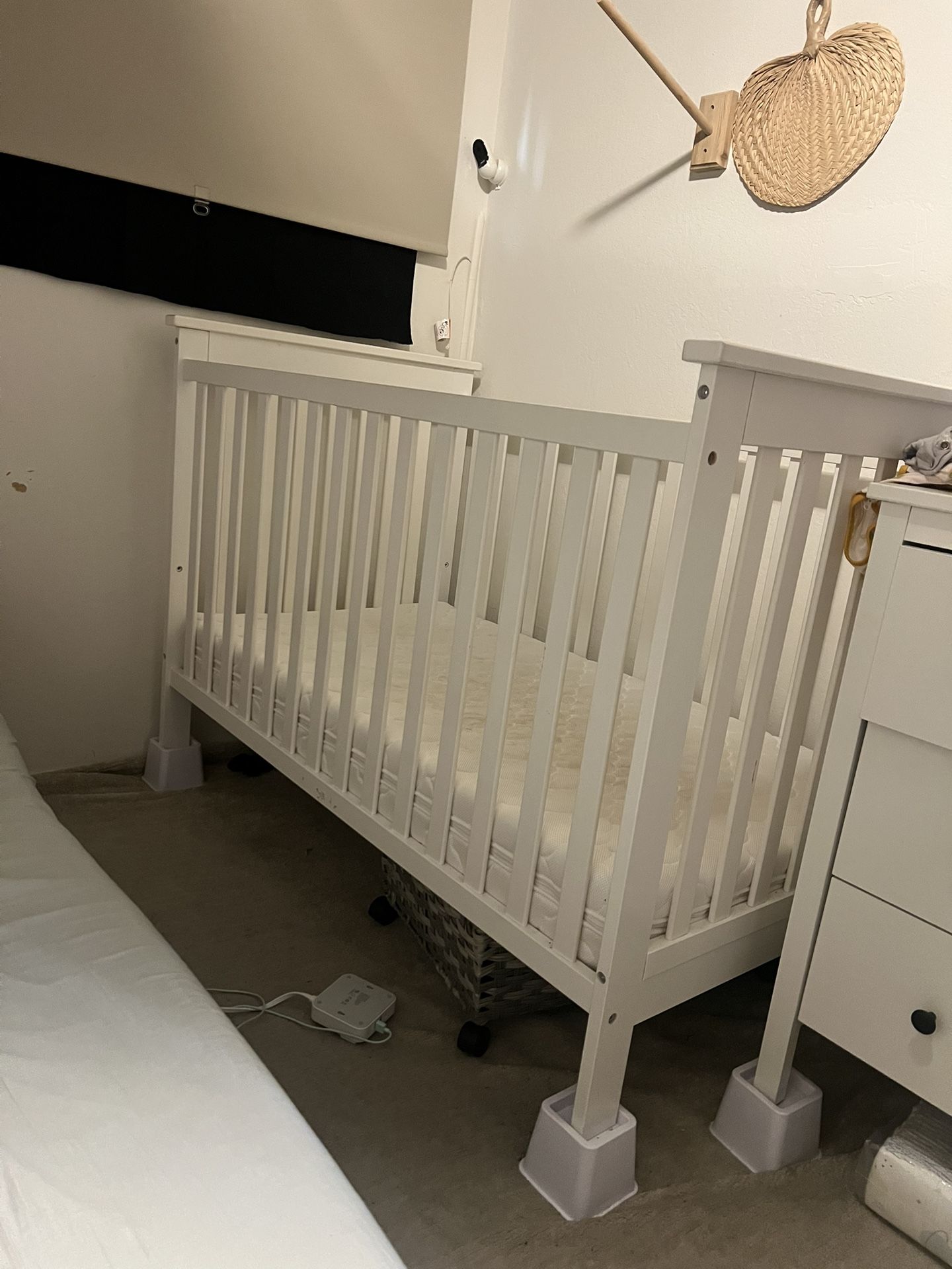 White Crib