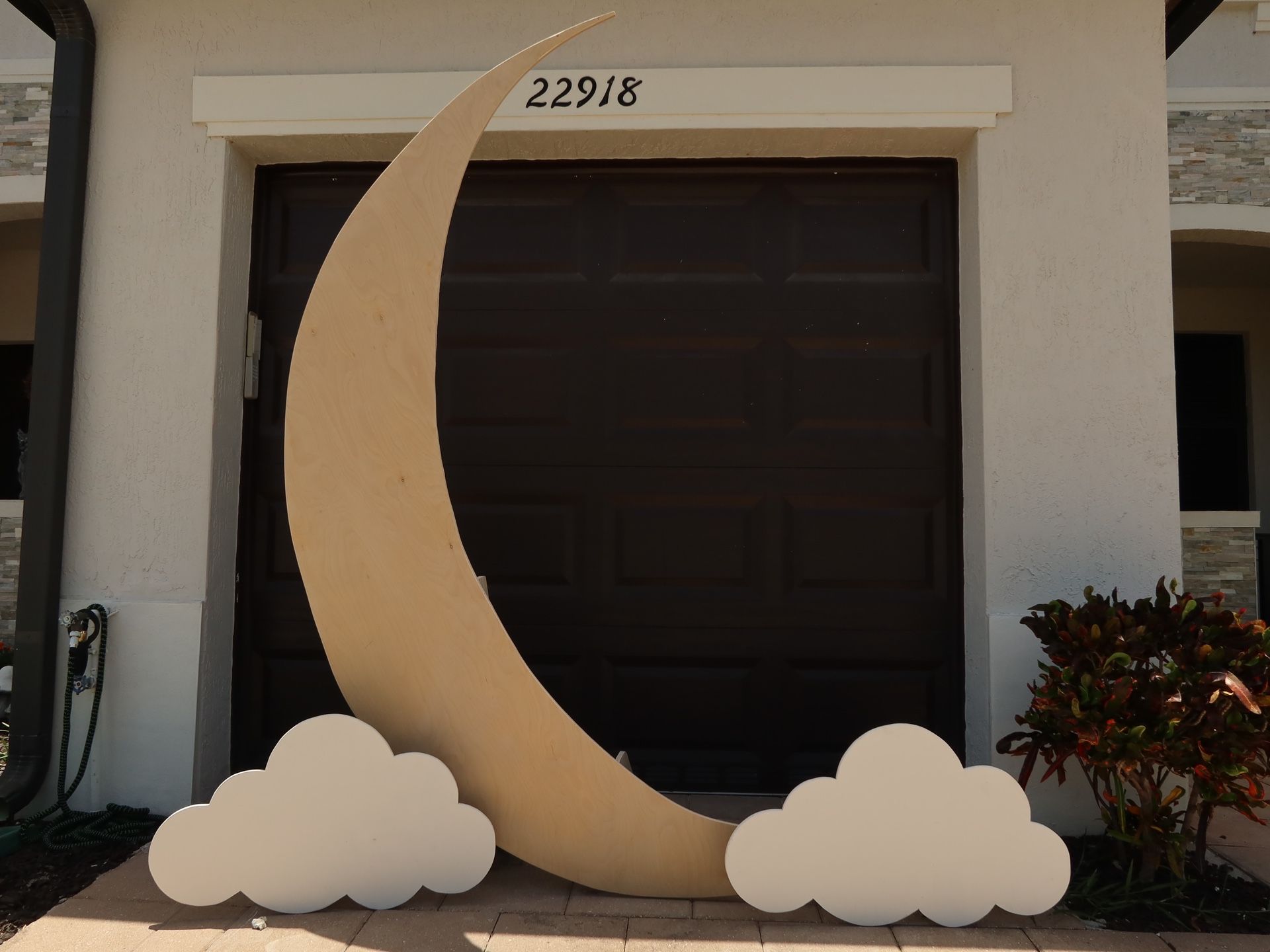 Moon / Backdrops / Wall / Arch