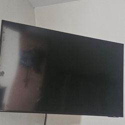 43" Samsung Smart TV