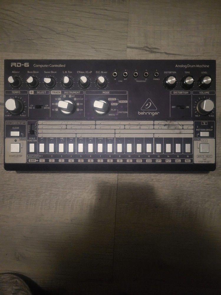 Behringer Rd-6 Drum Machine!