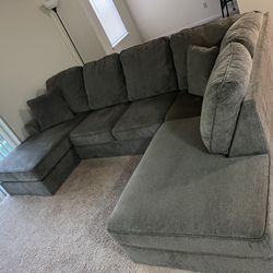 Sectional Sofa 