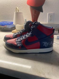 NIKE X SUPREME SIZE 10