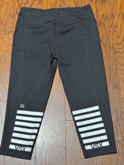 Victoria’s Secret VSX Capri Leggings Large Pull-on
