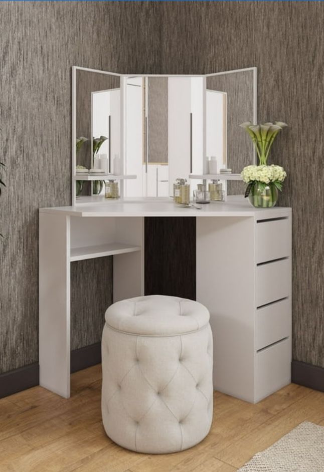 $75 - Vanity Table With Mirrors 