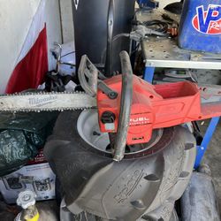 Milwaukee 16” Chainsaw 