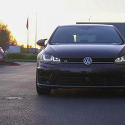 2017 Volkswagen Golf R