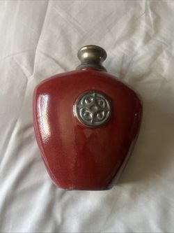 Matching decorative vases