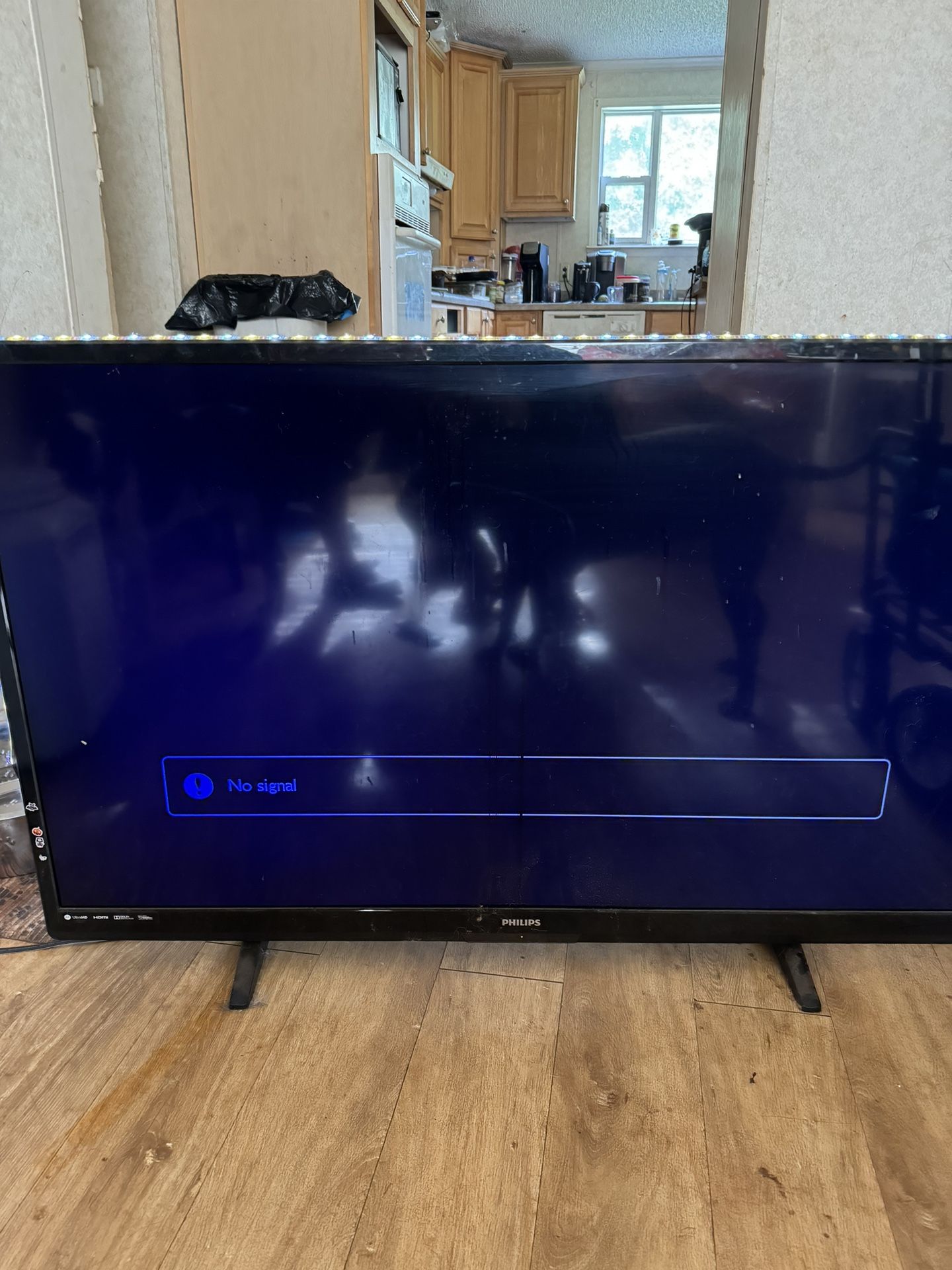 Flat Screen Phillips Tv