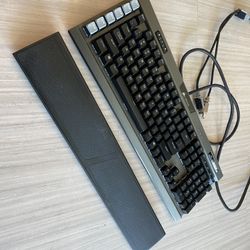 Corsair K95 RGB Platinum MX Silver Mechanica Keyboard