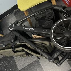 JourneyX bassinet Stroller