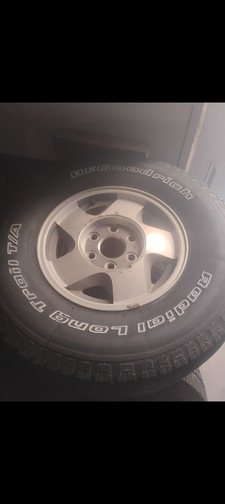 6 Lub Chevy Wheels Stock Late 90s I Believe,Tires Are No Good But Wheels Are , Selling 4 For 100