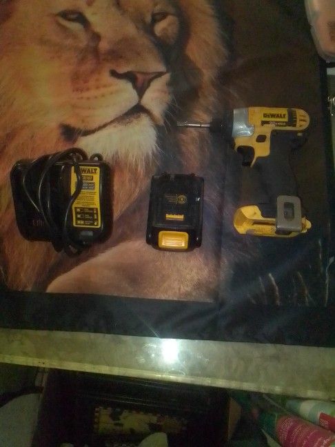 DeWalt Impact Driver Complete Set