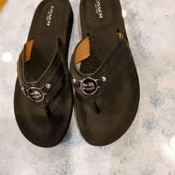 Coach Sandals/sz 7.5/black/never worn