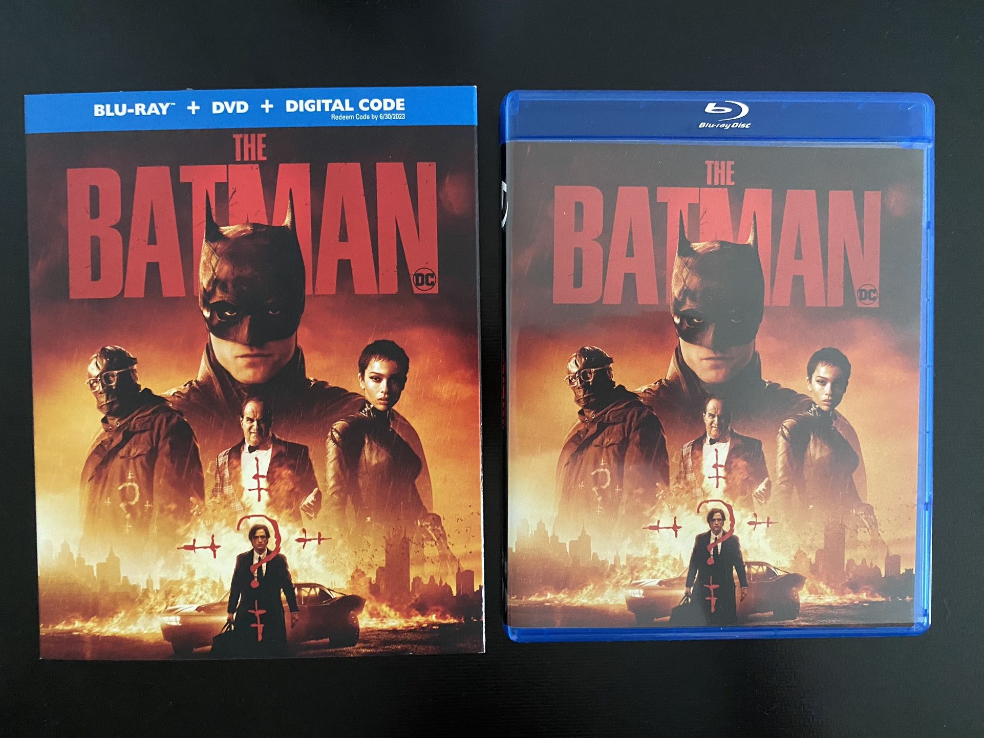 The Batman Bluray +DVD +Special Features Disc