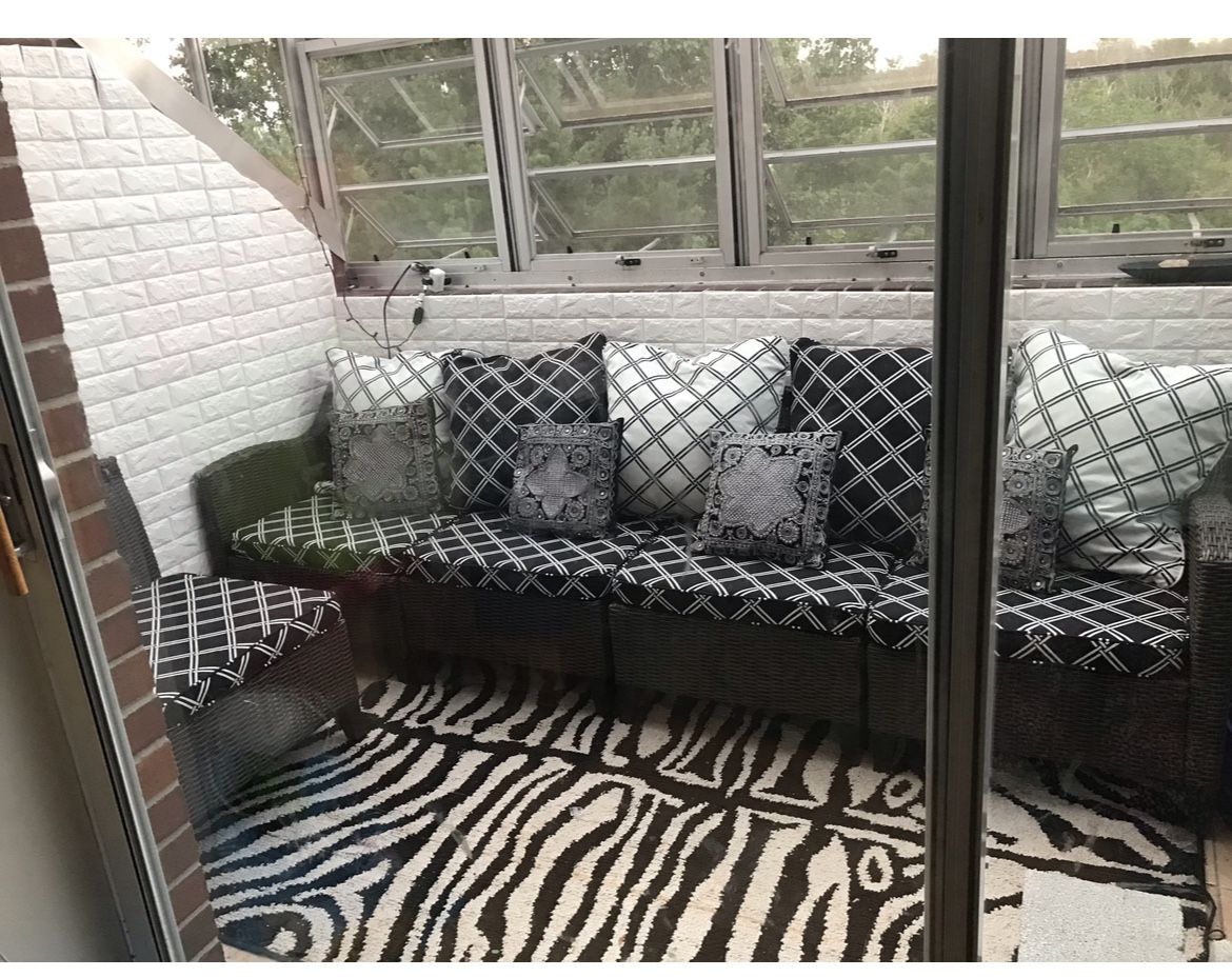 5 Pc. Patio Set Custom Cushions REDUCED FOR QUICK SALE