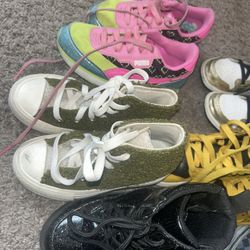 Infant And Youth Shoes 