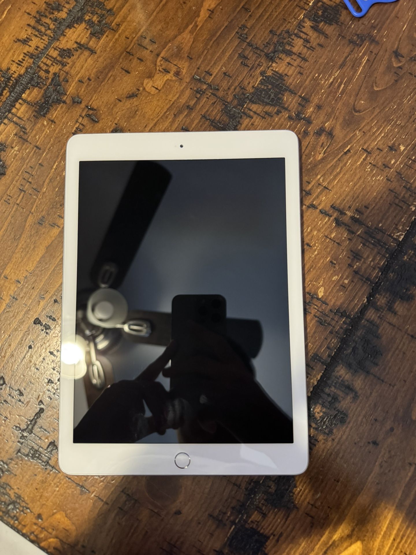 iPad 6th Generation 32gb