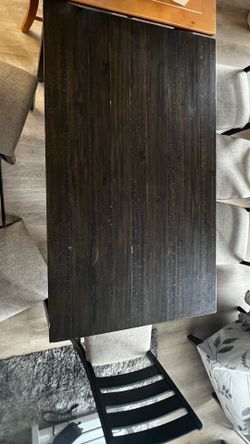 Dinning table with 6 chairs