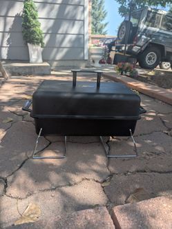 Portable Charcoal Grill