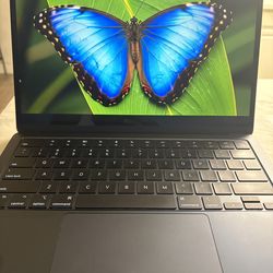 MacBook Air 2022 M2 (small malfunction)