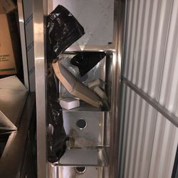 Bran New 3 Compartment Sink