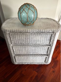 White Wicker 3-Drawer Dresser