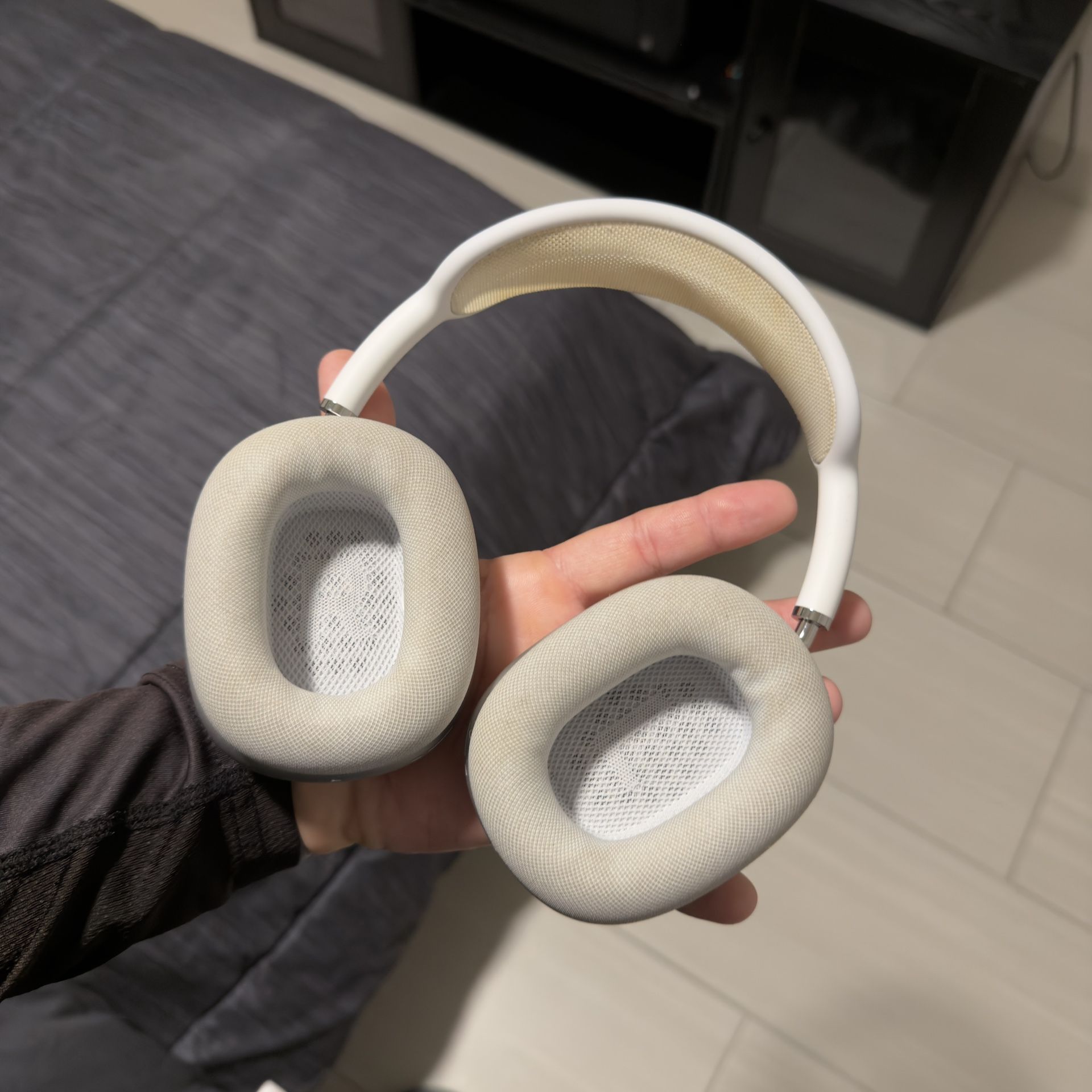 AIRPODS-MAX 