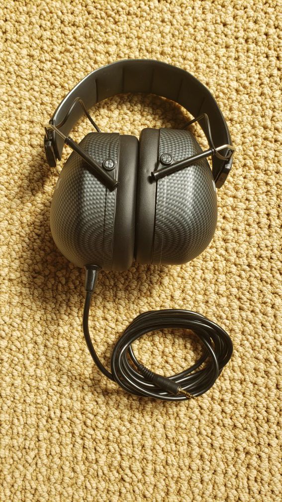 Vic Firth Stereo Isolation Headphones SIH2 DJ Podcast Studio